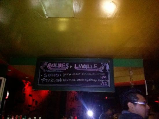 Bulnes y Lavalle Bar